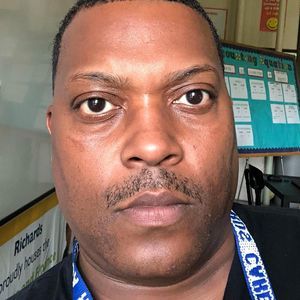 Meet your Posher, Kenneth